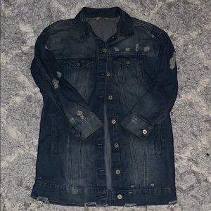A oversized distress Jean jacket